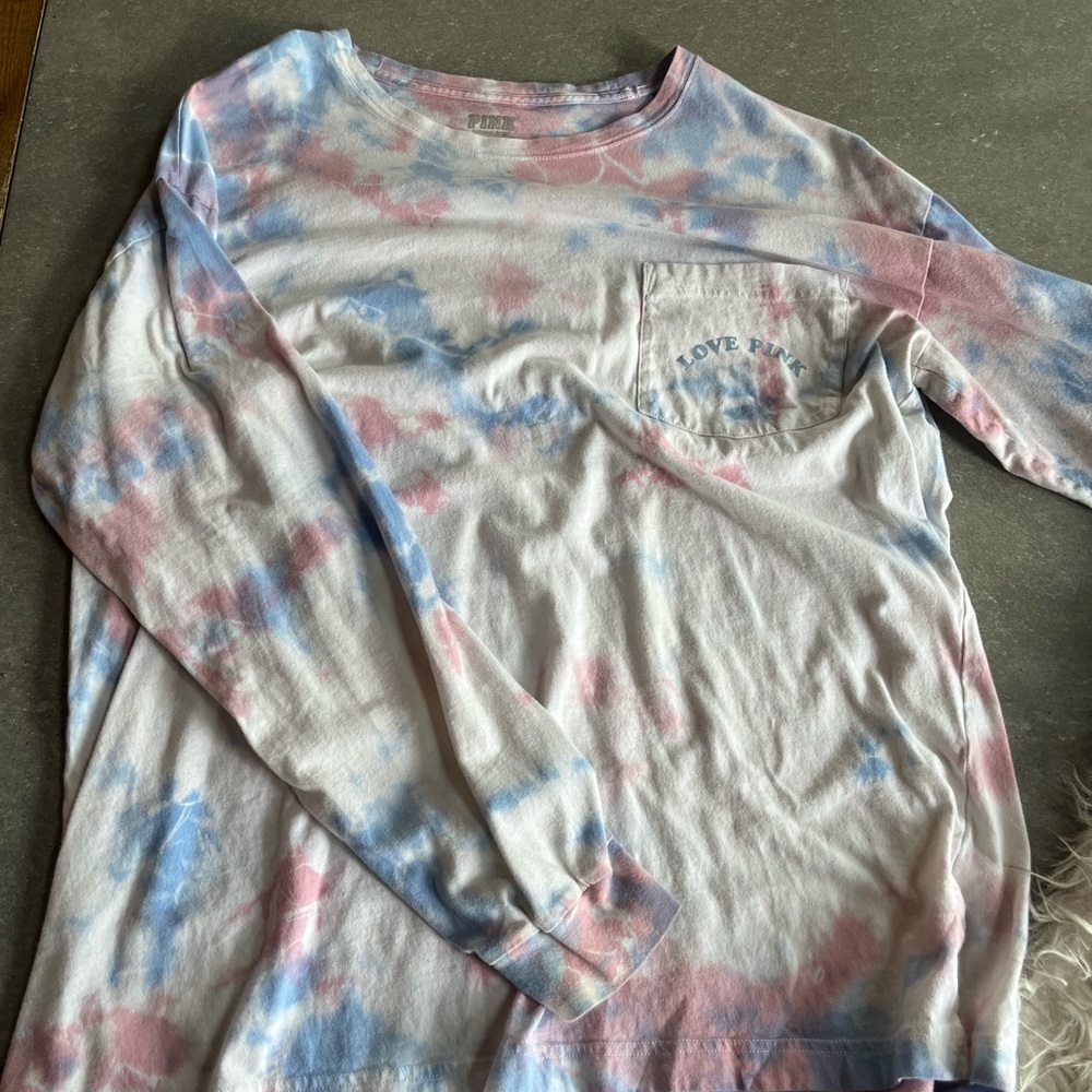 💗pink long sleeve💗